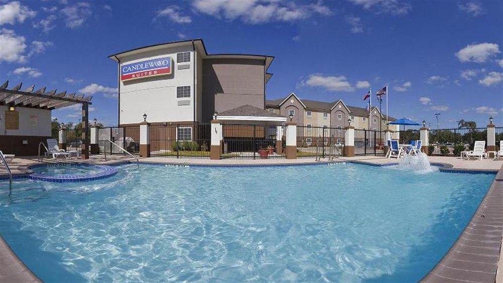 Candlewood Suites Lake Jackson By Ihg Extérieur photo