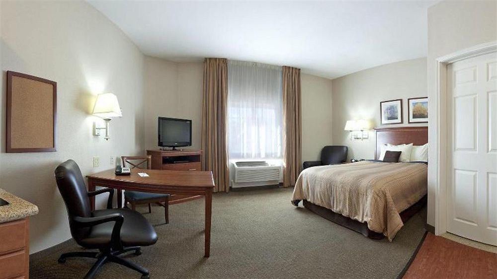 Candlewood Suites Lake Jackson By Ihg Extérieur photo