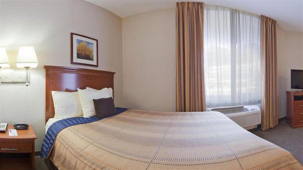 Candlewood Suites Lake Jackson By Ihg Extérieur photo